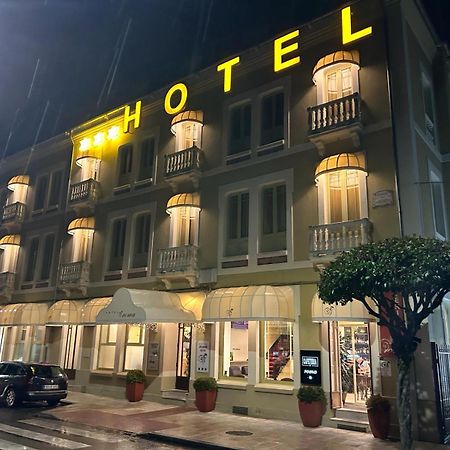 Hotel Roma ساريا المظهر الخارجي الصورة