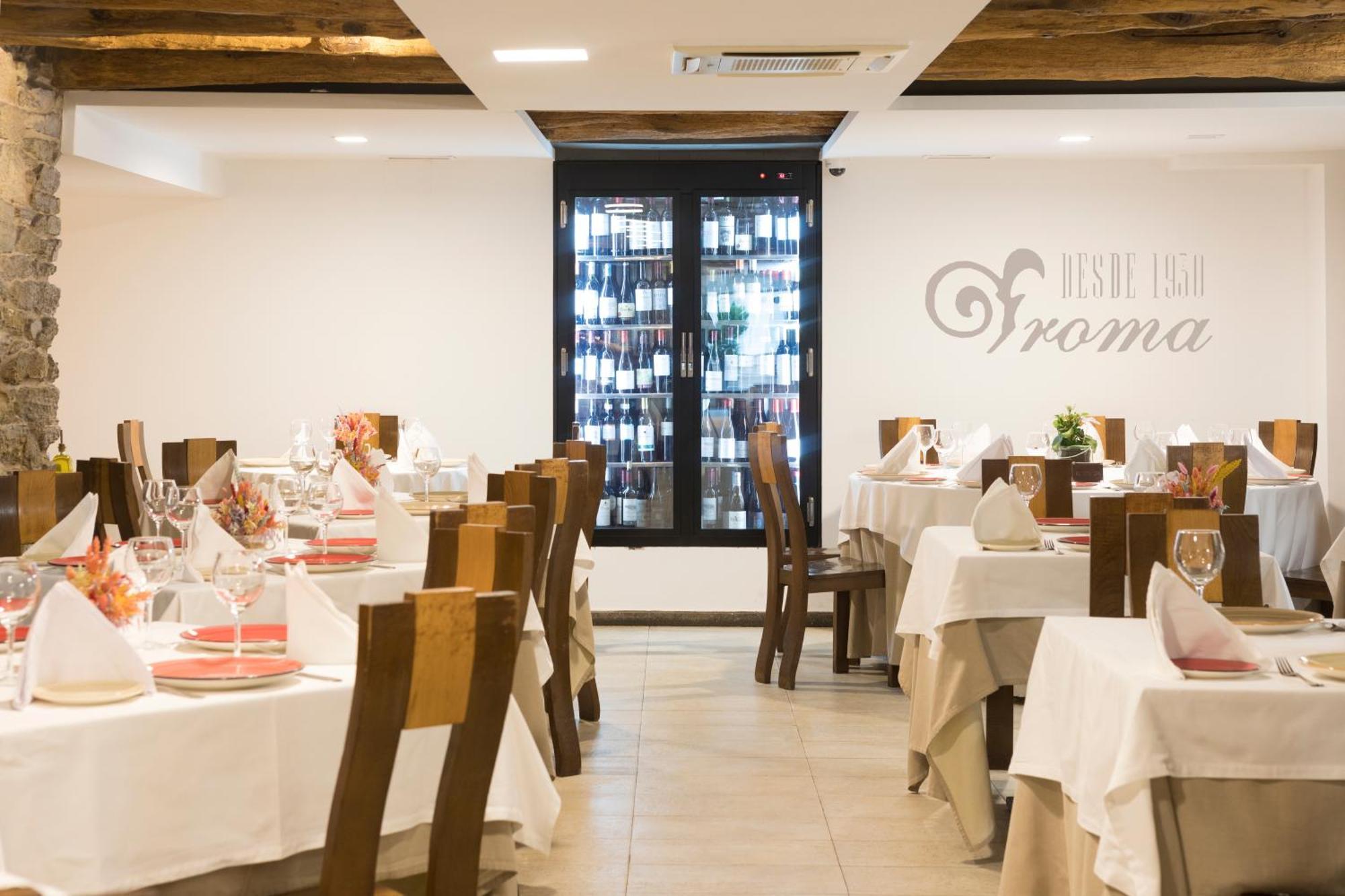 Hotel Roma ساريا المظهر الخارجي الصورة