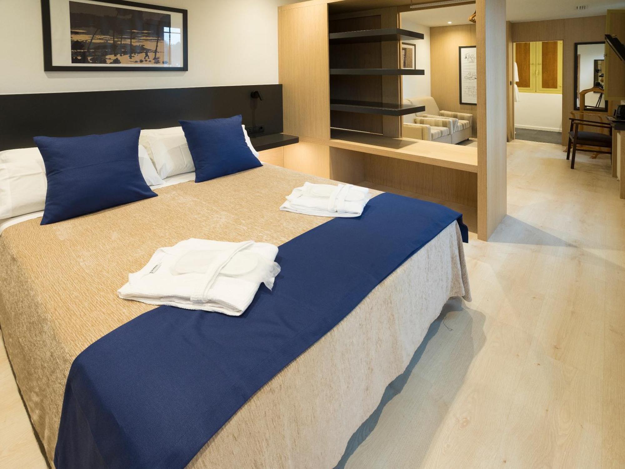 Hotel Roma ساريا المظهر الخارجي الصورة