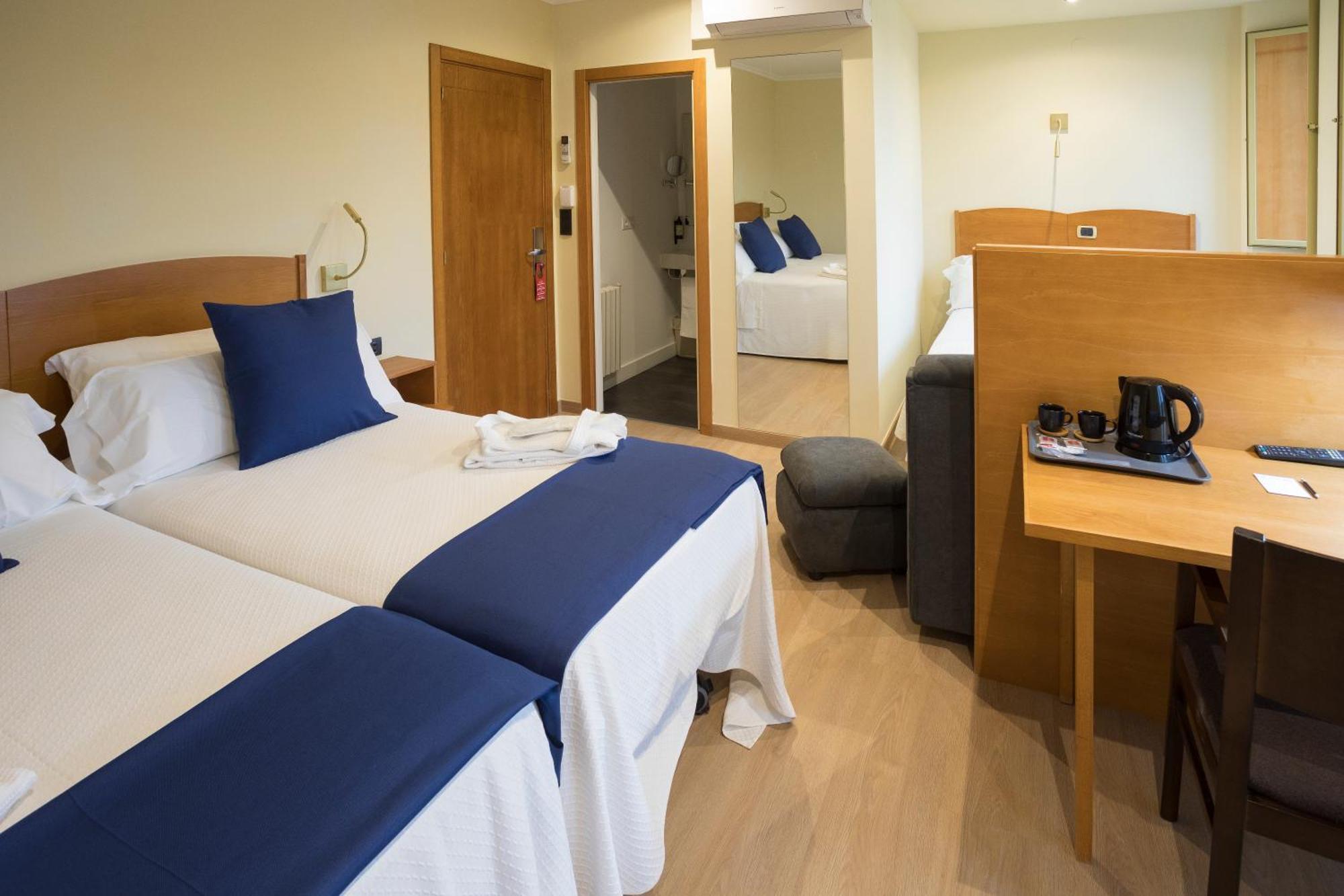 Hotel Roma ساريا المظهر الخارجي الصورة